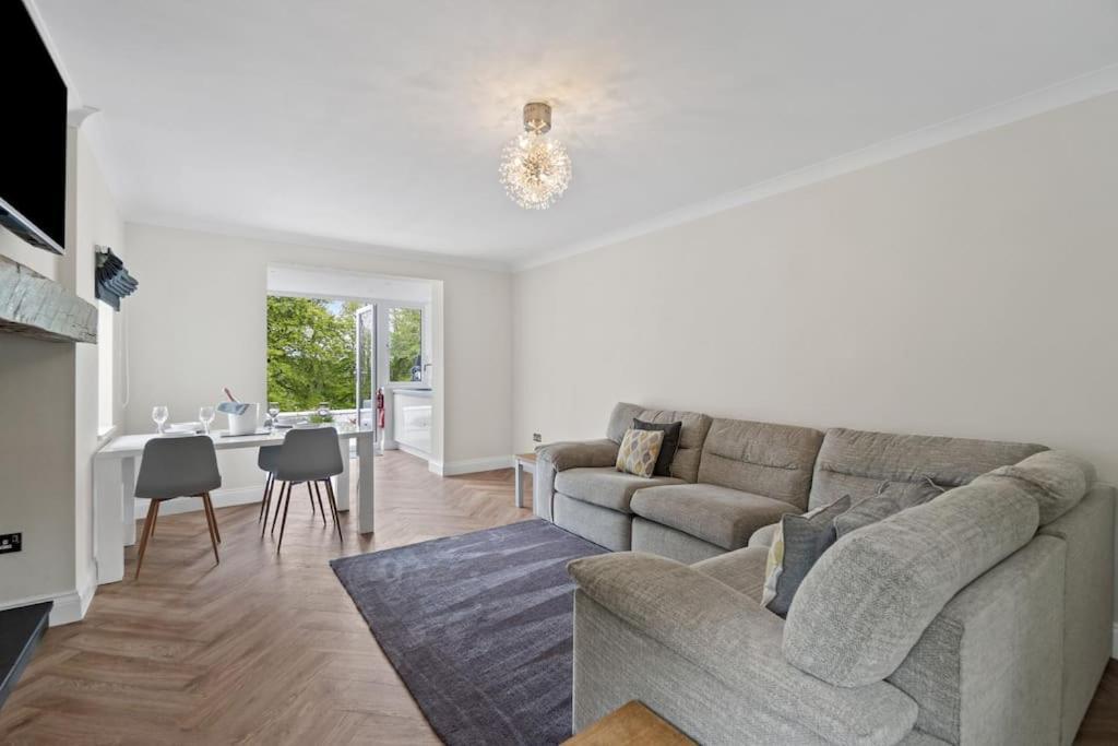 White Cottage Stunning Contemporary 2 Bedroom 2 Ensuite Annex With Hot Tub Plymouth Kültér fotó