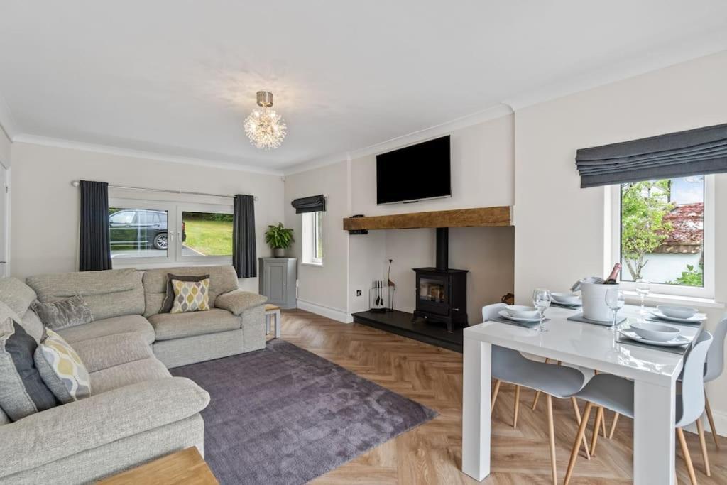 White Cottage Stunning Contemporary 2 Bedroom 2 Ensuite Annex With Hot Tub Plymouth Kültér fotó