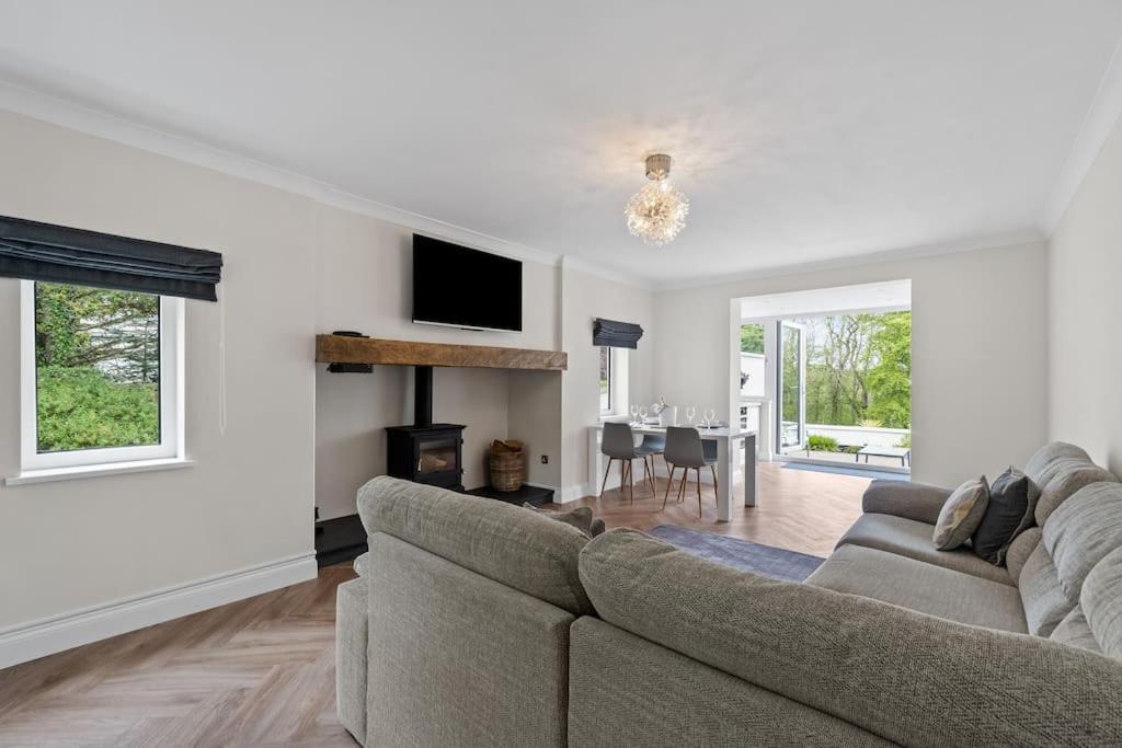 White Cottage Stunning Contemporary 2 Bedroom 2 Ensuite Annex With Hot Tub Plymouth Kültér fotó